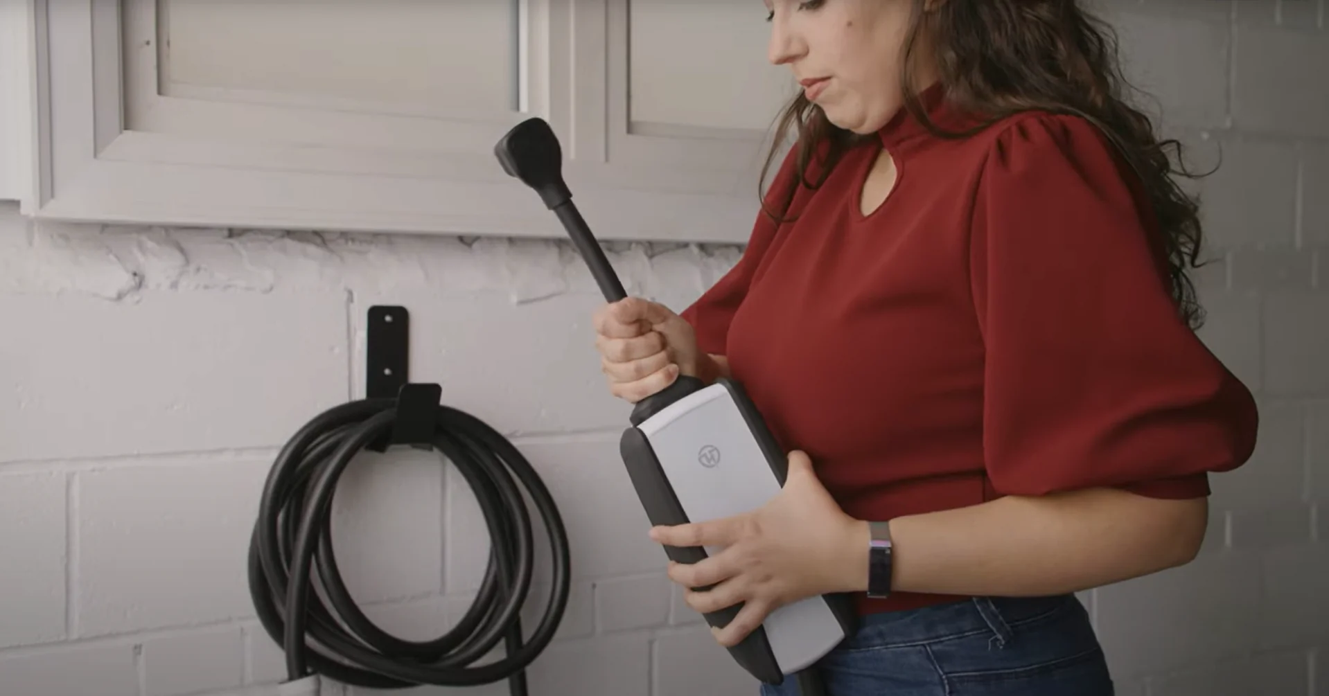 Flex-AC Smart Portable EV Charger